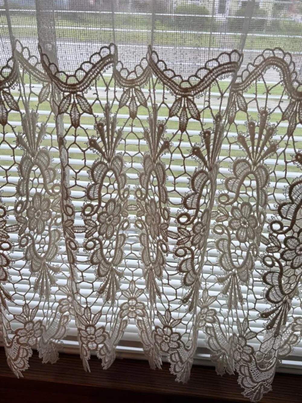 Imported Medallion Macrame Tier 29
